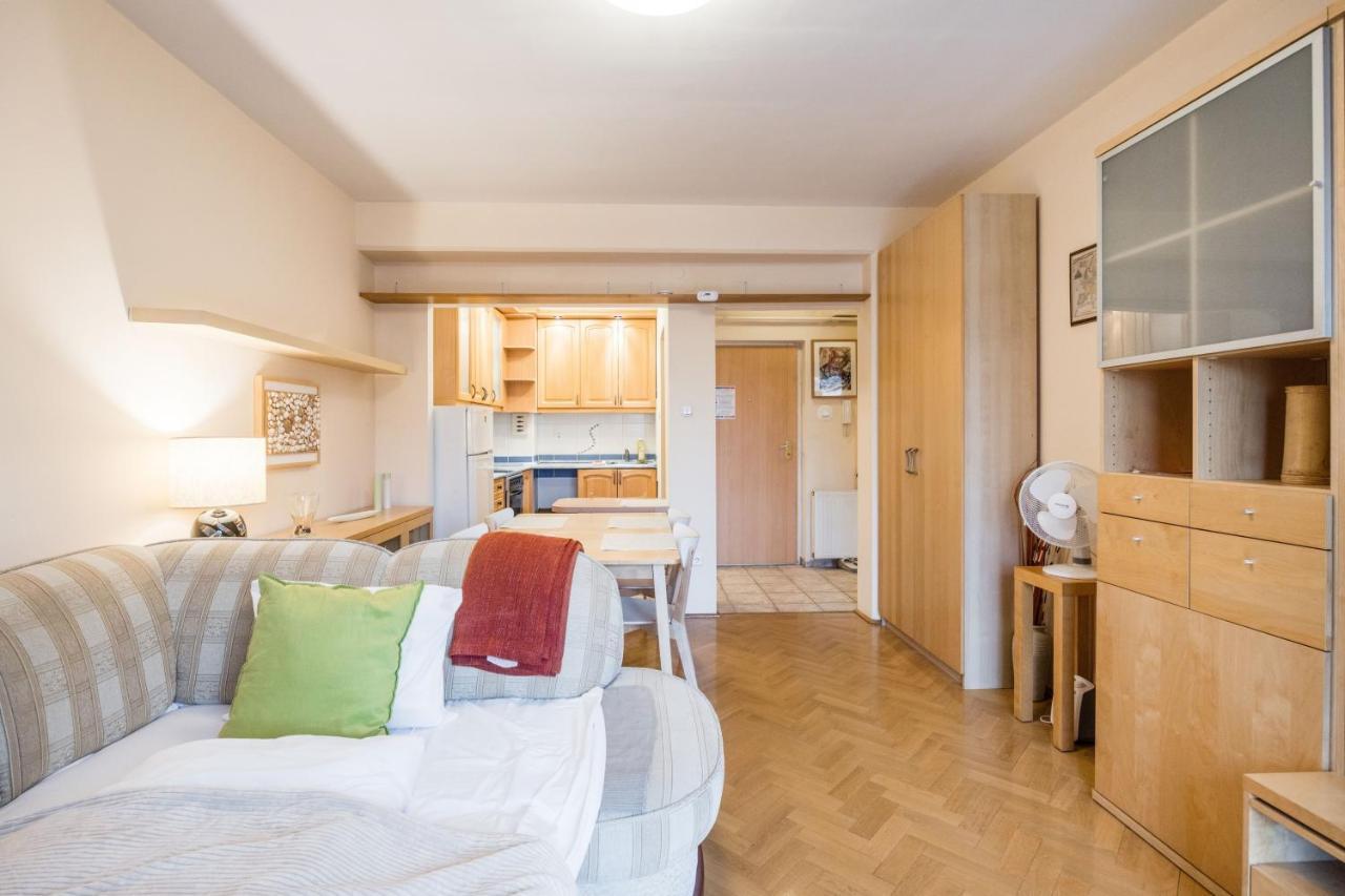 Citadel Manor Apartment Budapest Exterior foto
